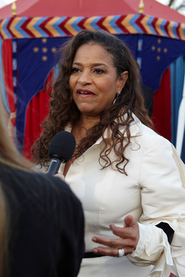 Debbie Allen 02