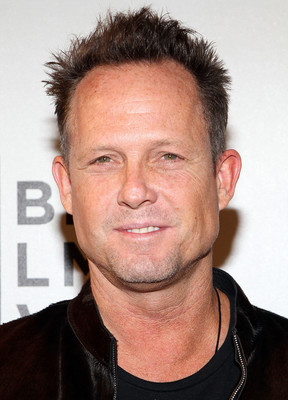 Dean Winters 01