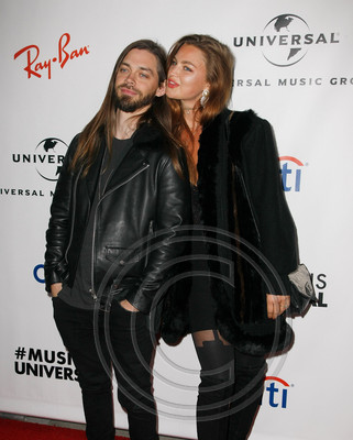 Jennifer Akerman and Tom Payne